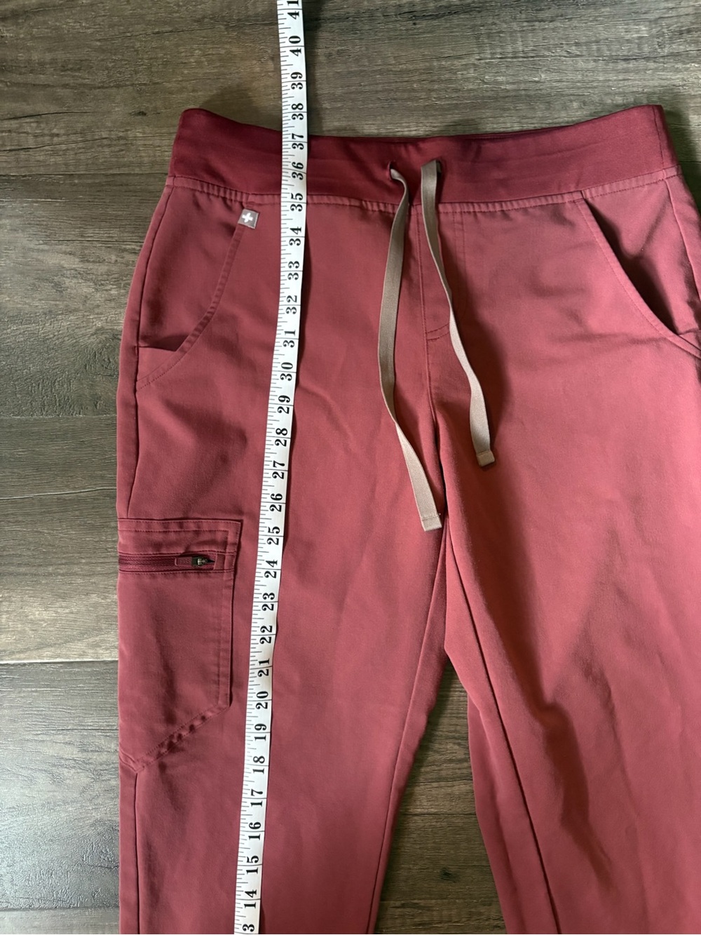 FIGS Technical Collection Zamora Jogger Scrub Pants Mauve / Rose Women's Small - Picture 3 of 7